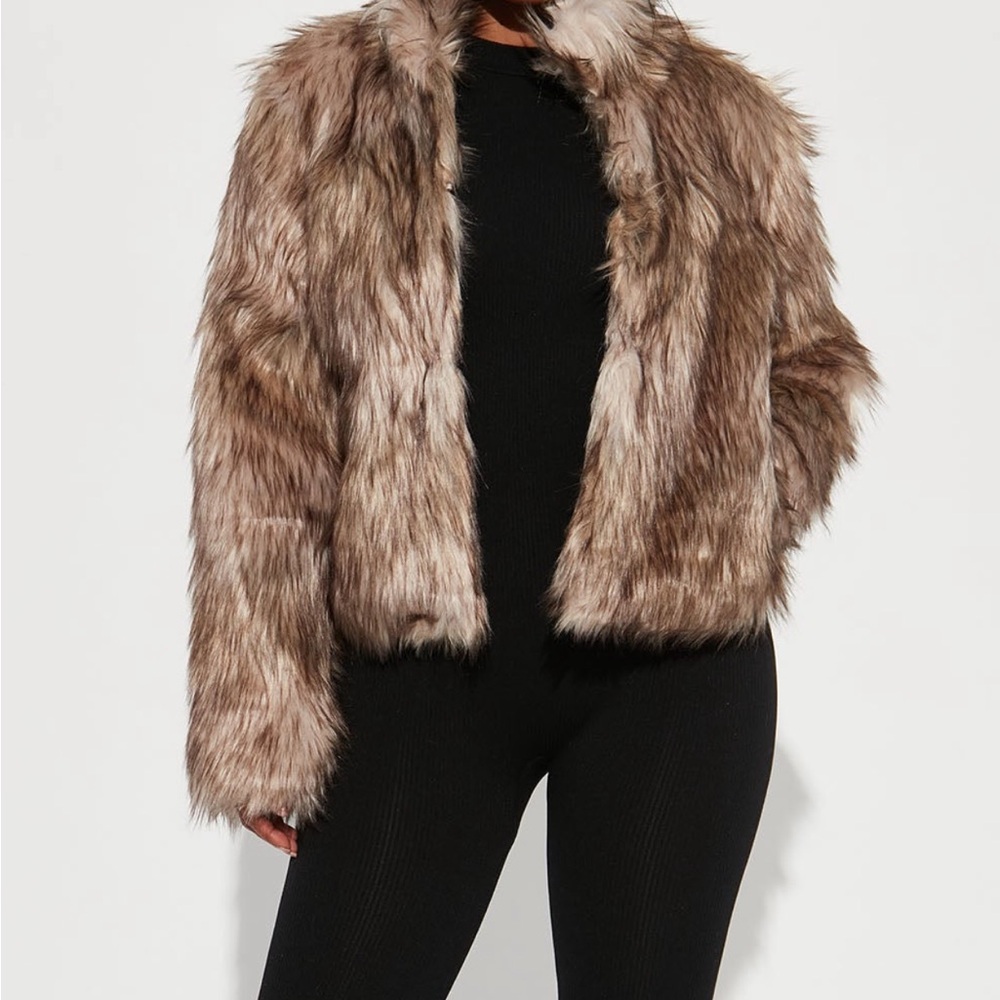 Fashion Nova Plush Faux Fur Jacket in Natural